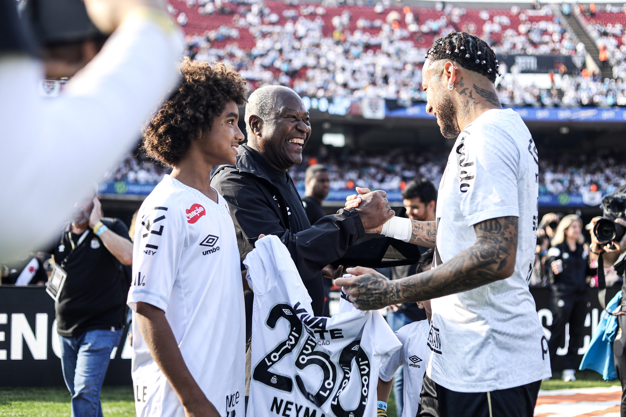 Neymar antes de Santos 0x6 Vasco.