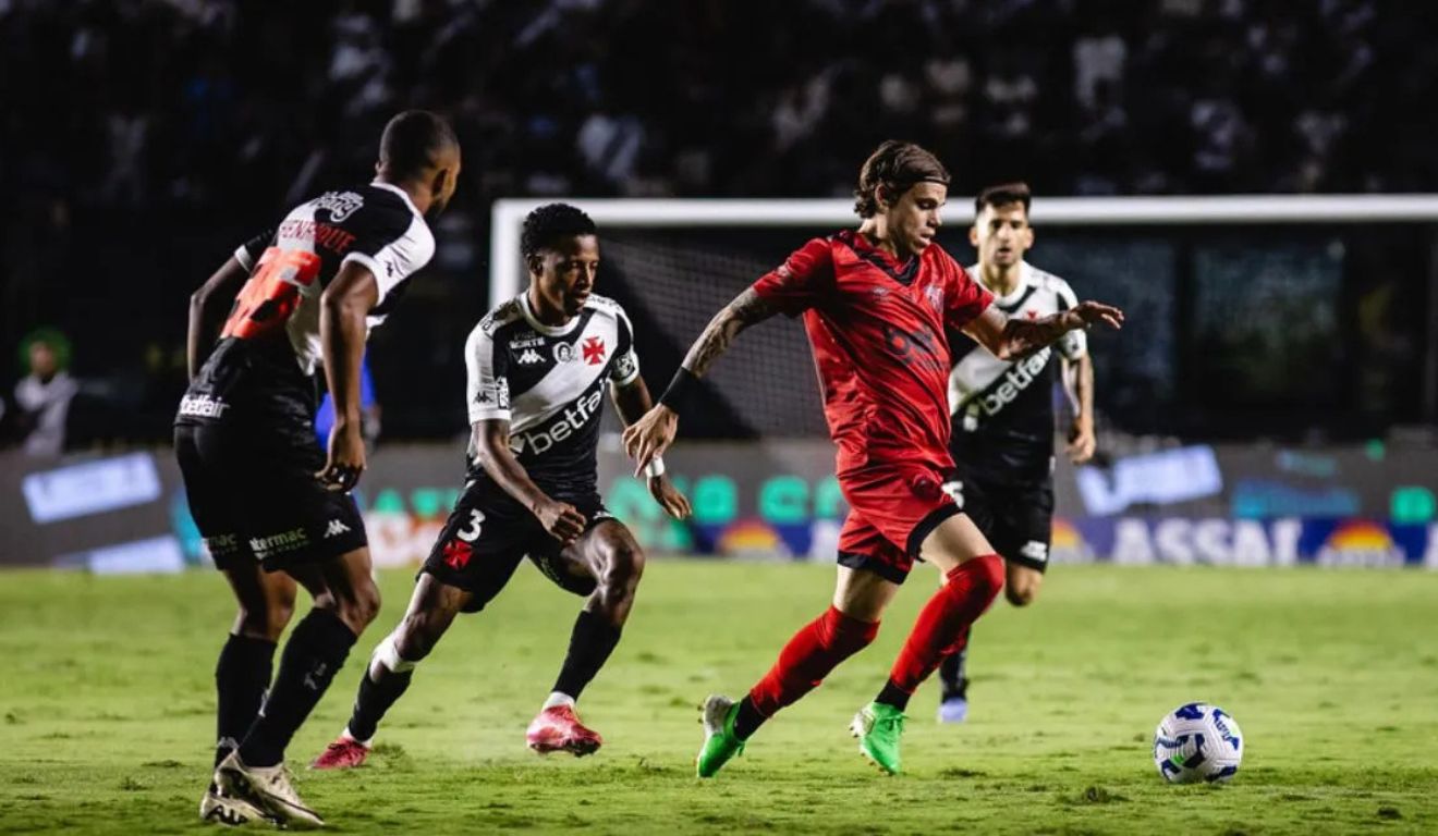 Equipes farão o confronto da parte de baixo da tabela nesta rodada (Foto: Paulo Paiva/Sport)