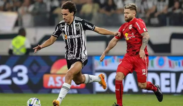 Galo chega para partida para buscar boa sequência e afastar crise (Foto: Pedro Souza/Atlético-MG)