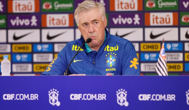 Carlo Ancelotti em coletiva na seleção brasileira