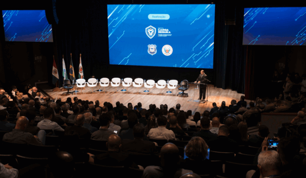 Público e oradores da FEISEG 2024