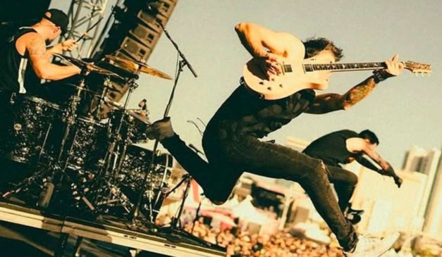 Show do I Wanna Be Tour