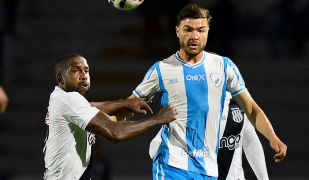 Lance de Ponte Preta x Londrina, pela Série C