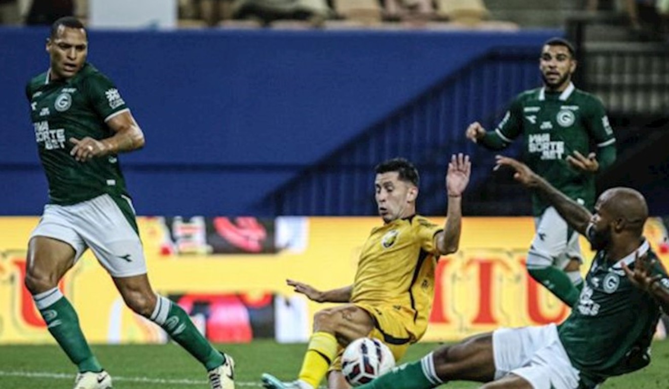 Lance de Amazonas x Goiás, adversários do Coritiba na Série B