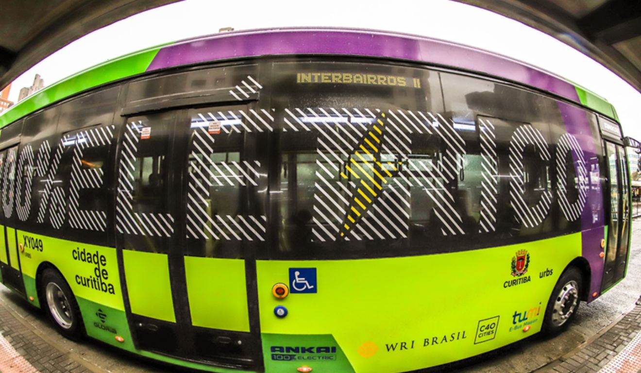 Interbairros II é um dos ônibus mais utilizados pela população de Curitiba; tarifa de ônibus seguirá a mesma até 2027