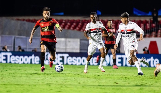 Sport venceu na última rodada e pensa em boa sequência (Foto: Paulo Paiva/Sport)