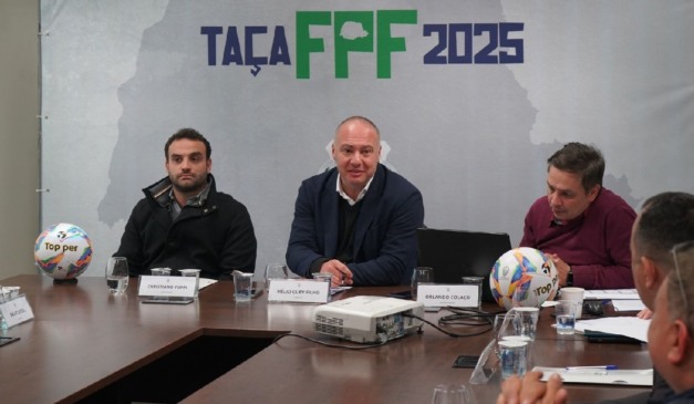 Hélio Cury Filho em reunião da Taça FPF