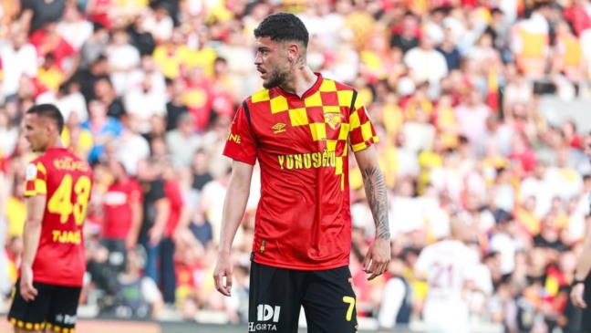 Rômulo, ex-Athletico, em ação pelo Göztepe