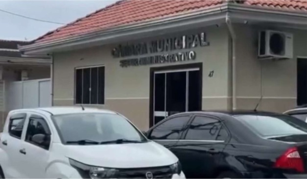 Setor administrativo da Câmara Municipal onde câmeras escondidas foram encontradas no banheiro