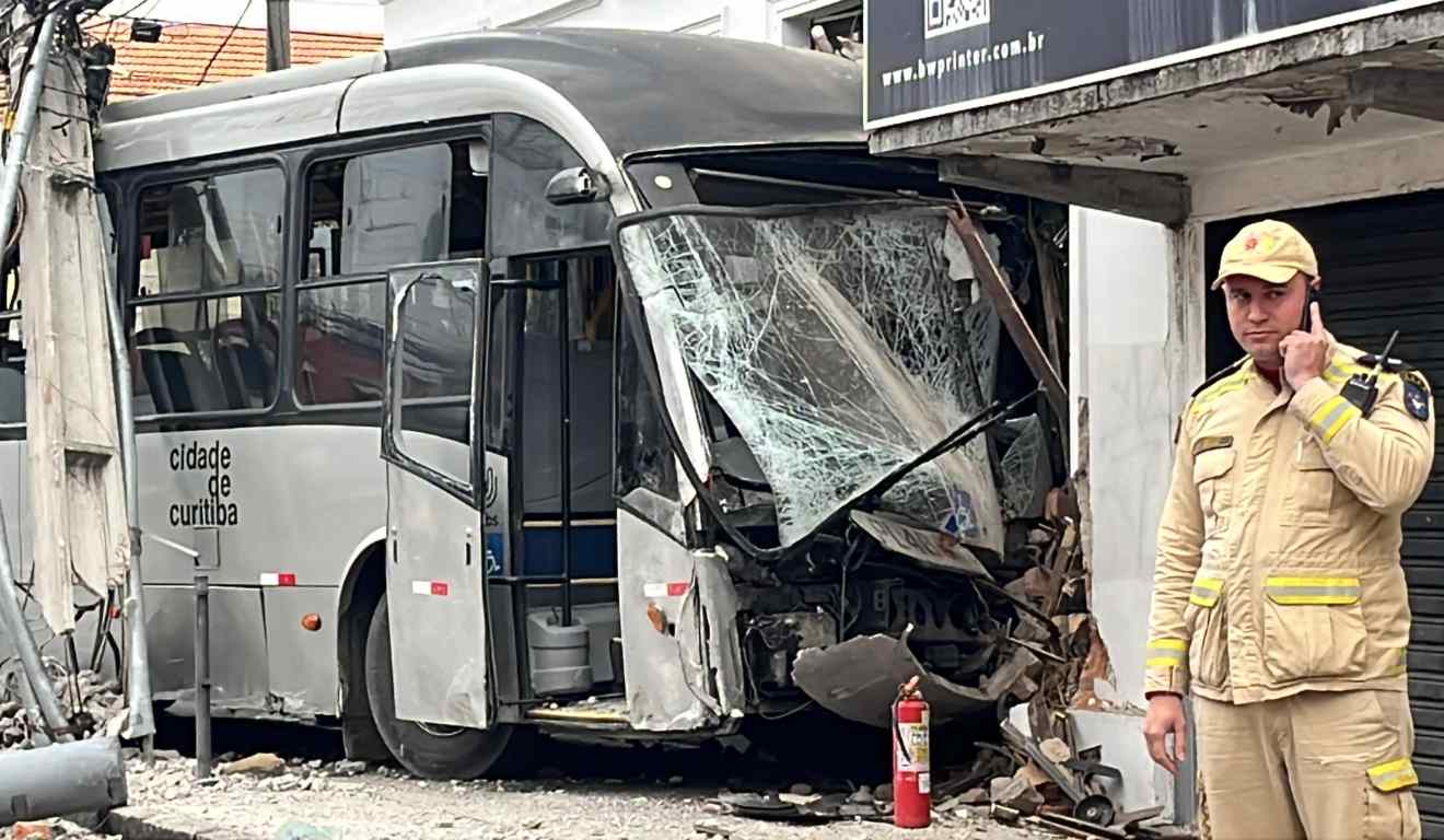 Acidente com ônibus em Curitiba