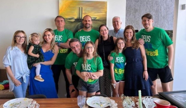 Família Bolsonaro no Dia dos Pais