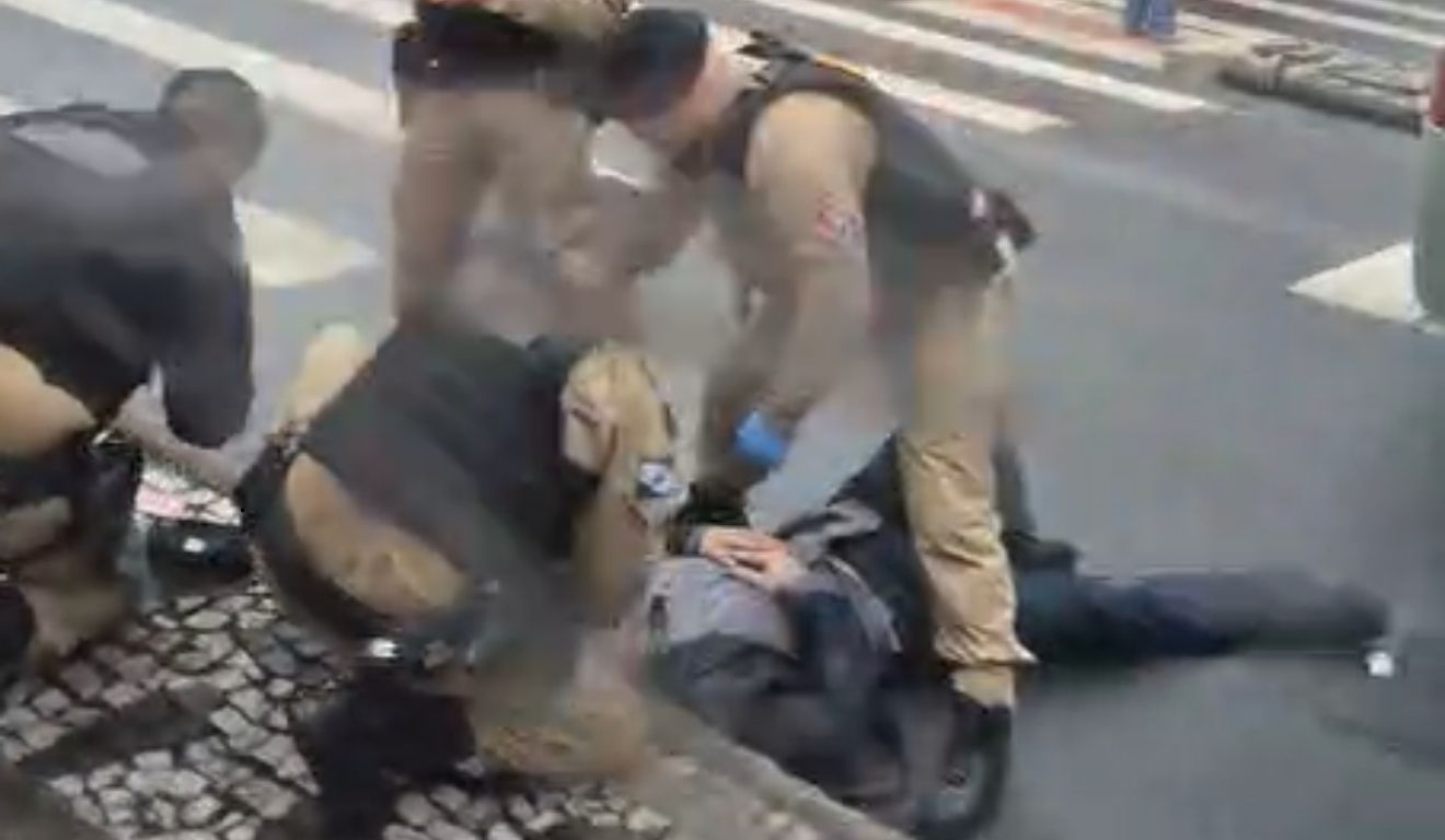 catarinense sendo socorrido