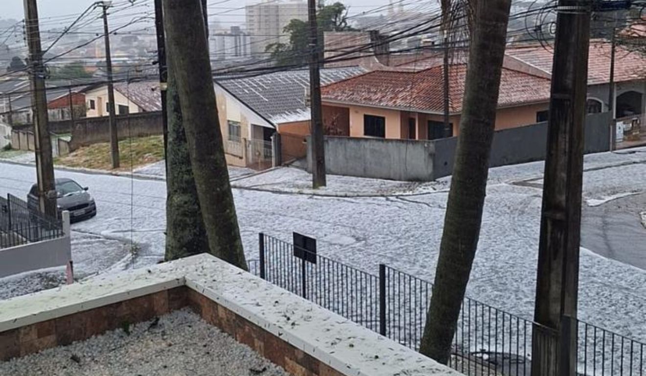 chuva de granizo