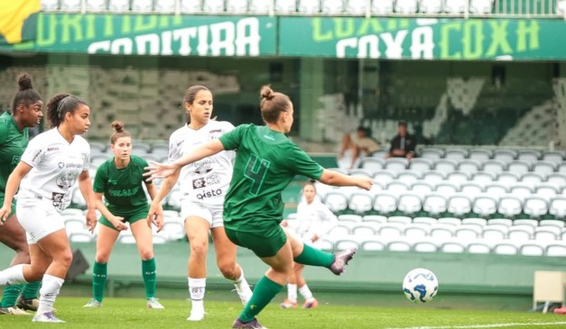 Foi a segunda partida das Gurias do Coxa na história. (Foto: Luana Perdoncini/ Coritiba)