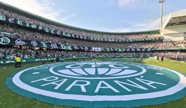Coritiba e Remo teve grande público no Couto Pereira.