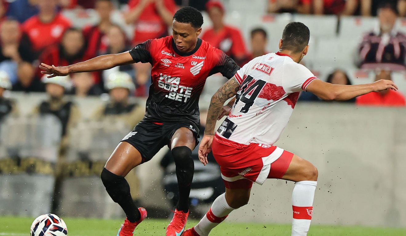 Na partida do primeiro turno o Furacão venceu por 2x0 e conseguiu boa vitória (Foto: José Tramontin/ Athletico)