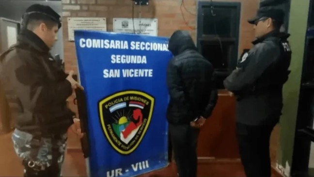 Jovem de 19 anos foi preso em casa