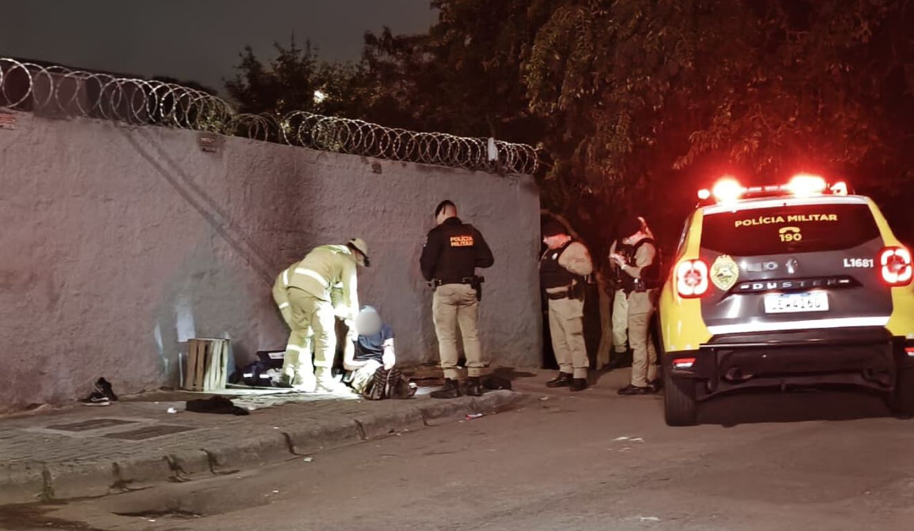 local onde a mulher esfaqueou o namorado