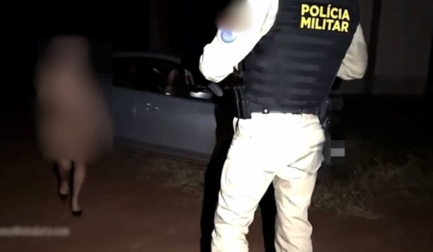 Policial em vídeo de ato sexual