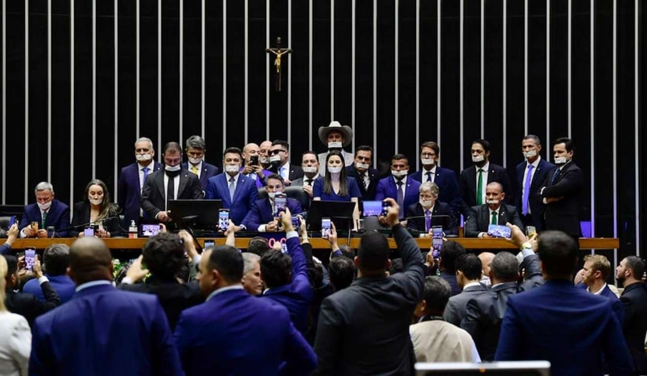 protesto da oposição