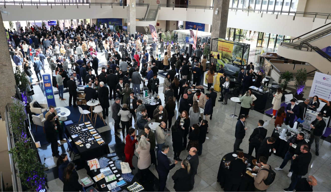 Imagem dos participantes do evento anterior.