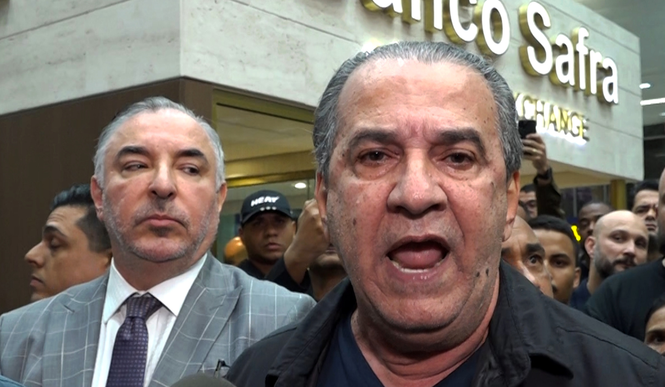 Pastor Silas Malafaia depois de ser alvo da PF no Aeroporto do Galeão, no Rio de Janeiro