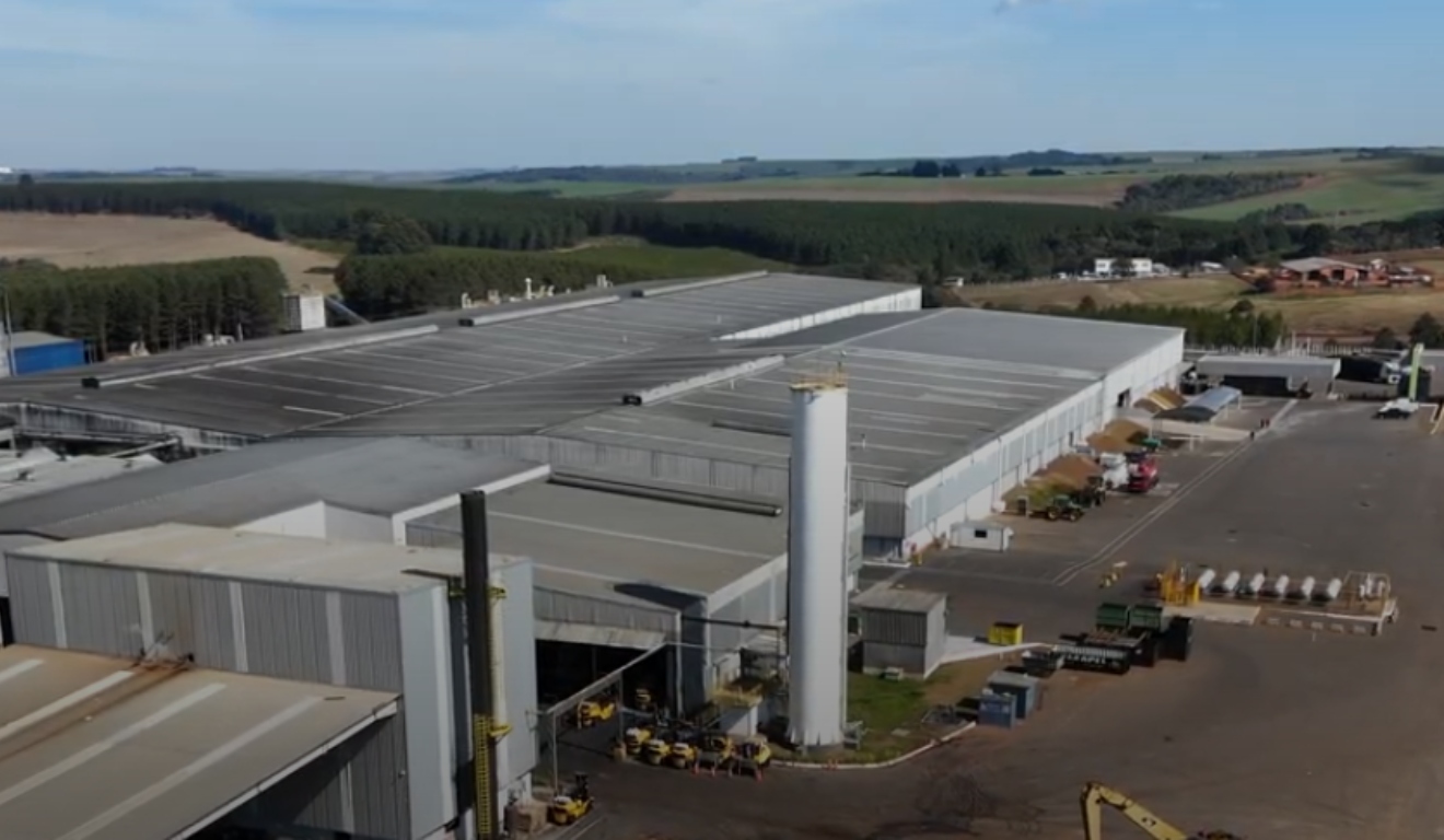 Tarifa dos EUA causa demissão no Paraná