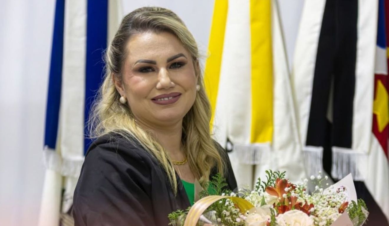 vice-prefeita que desviou dinheiro para amarração