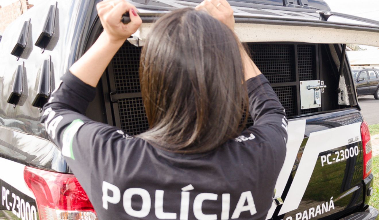 Agente da Polícia Civil; corporação investiga caso de crianças que tiveram fotos manipuladas e usadas em site pornográfico