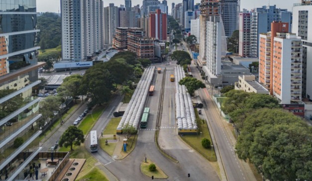 Vista aérea de Terminal de Campina do Siqueira; Curitiba ganhará nova linha de ônibus
