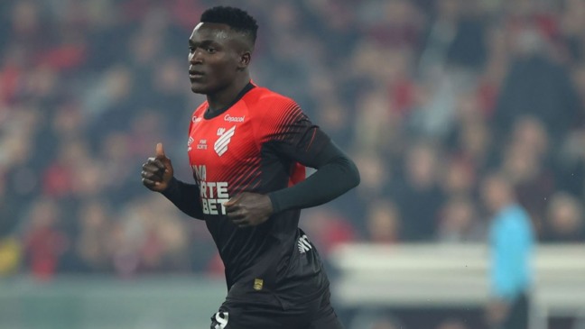 Viveros, do Athletico.