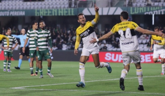 Lance de Criciúma x Coritiba, pela Série B
