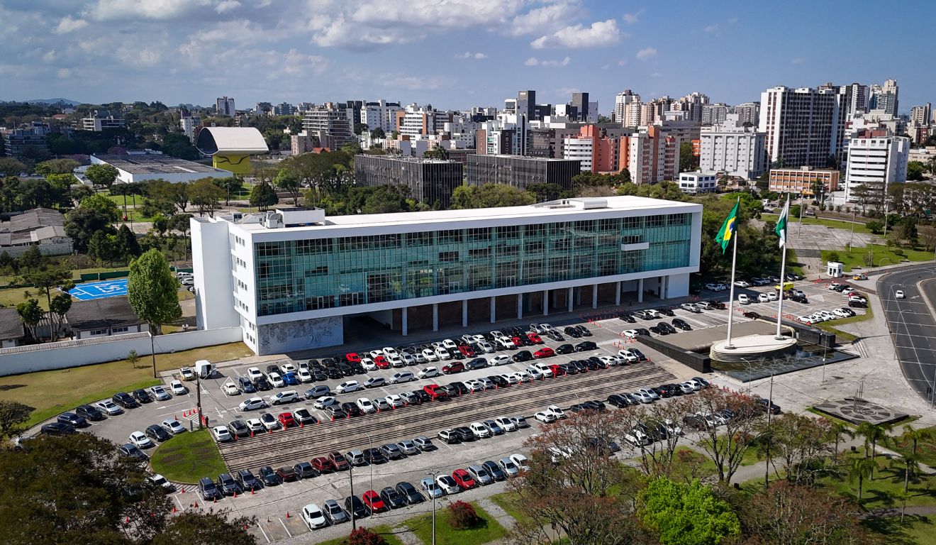Palácio do Iguaçu, sede do Governo do Paraná, que encaminhou projeto de orçamento à Alep