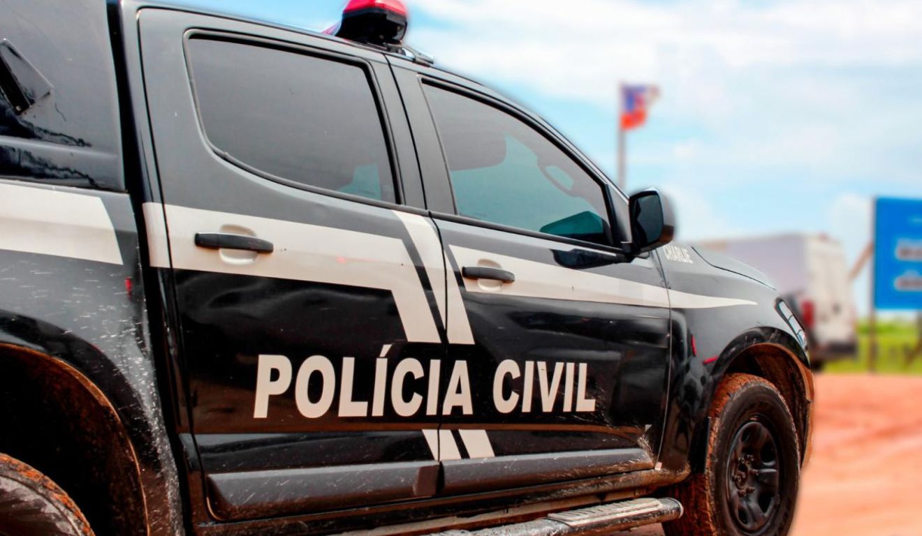 Viatura da Polícia Civil do Mato Grosso do Sul, que investiga o caso da universitária sequestrada e encontrada amarrada