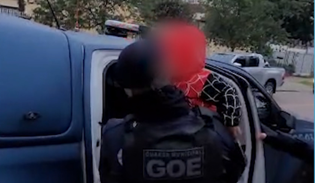 Bebe foi encontrado sozinho no centro de Curitiba