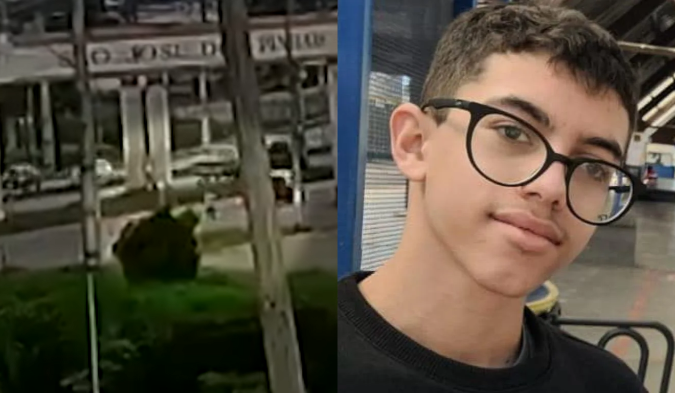 O Caso Erick completou sete meses em setembro, jovem desapareceu no dia 21 de fevereiro. Na imagem, vemos um vídeo da câmera de segurança que mostra Erick próximo ao Parque São José, além de uma foto do garoto usando um óculos com armação preta. Erick é branco de cabelo preto e está com uma camiseta preta, olhando para a câmera.