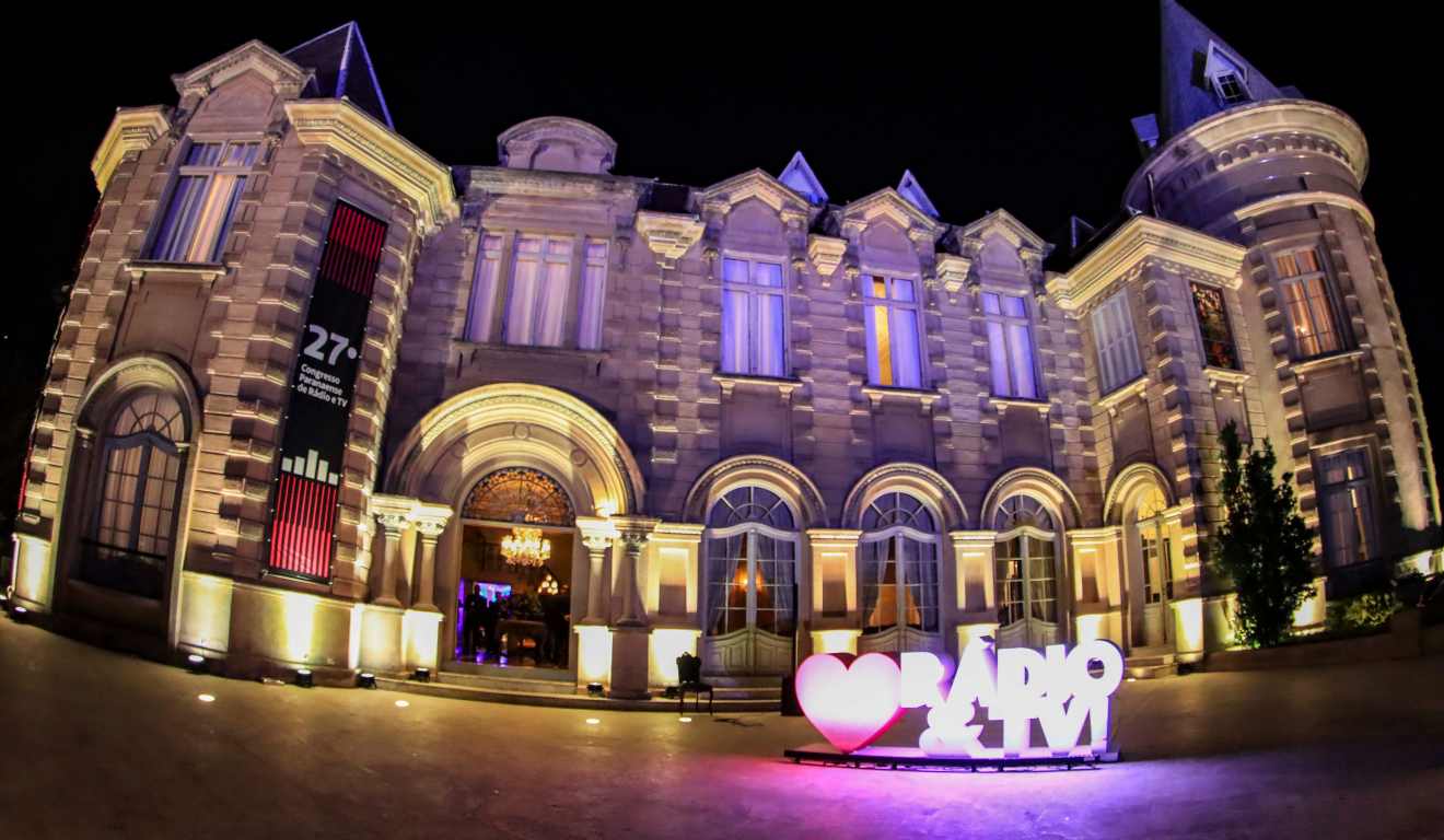 Castelo do Batel recebeu a cerimônia de abertura do congresso