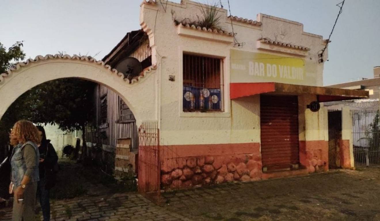 bar onde dono foi encontrado quase morto em Curitiba