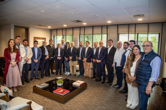 representantes do paraguai na record