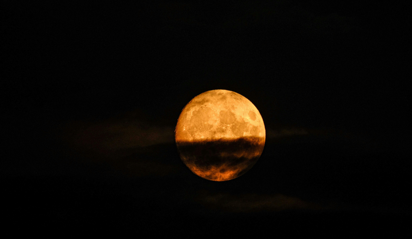 Imagem ilustrativa da lua cheia.