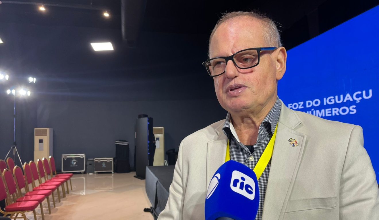 danilo vendruscolo explica dados em painel