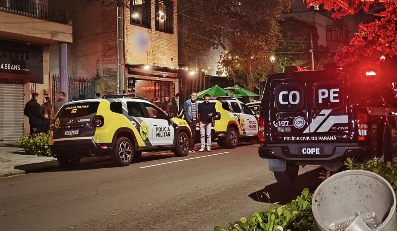 Local onde homem foi baleado por policial