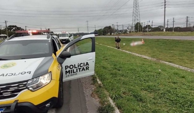 Homem encontrado morto na BR-376 e PM no local