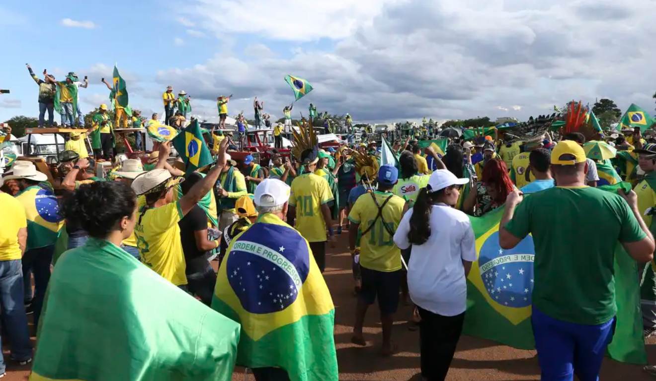 Manifestação em frente ao Quartel de Brasília