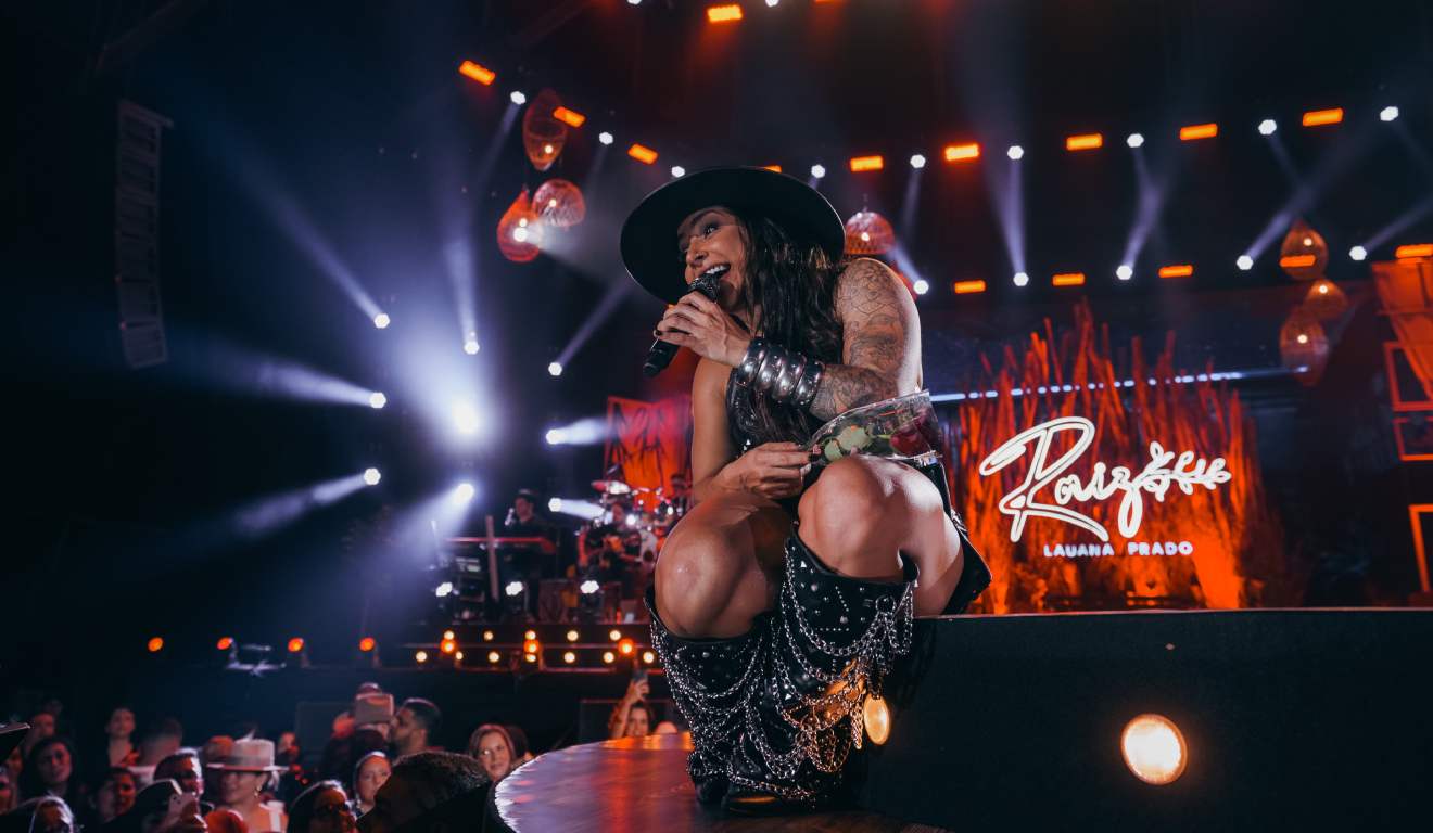 Lauana Prado durante show "RAIZ"