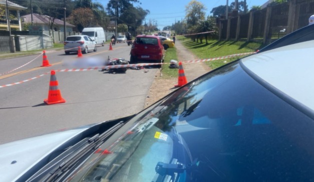 Mulher morreu em acidente com scooter no Umbará