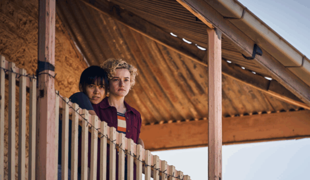 Cena do filme O Royal Hotel.