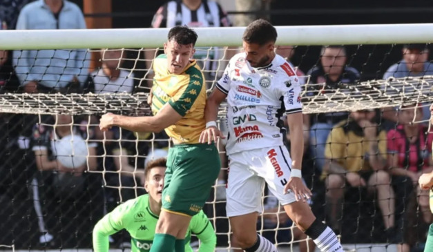 Gol da partida saiu em jogada de escanteio. (Foto: AssCom Dourado)
