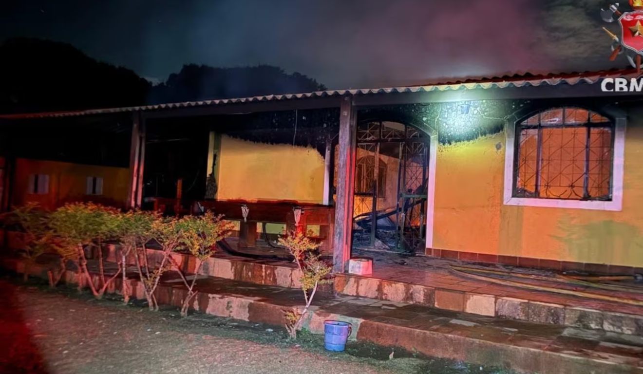 Clínica onde aconteceu incêndio