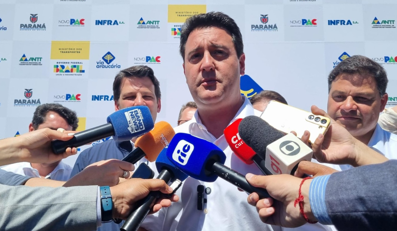 governador ratinho junior e demais autoridades na inauguração das obras do novo contorno sul